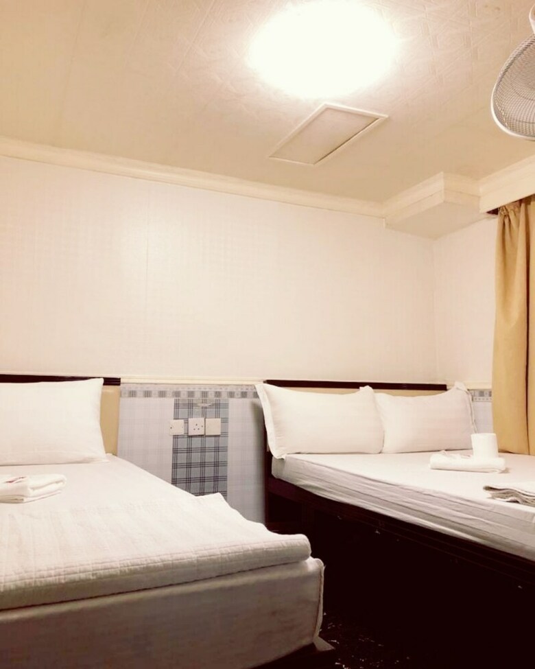 Hotel Taj Super Deluxe