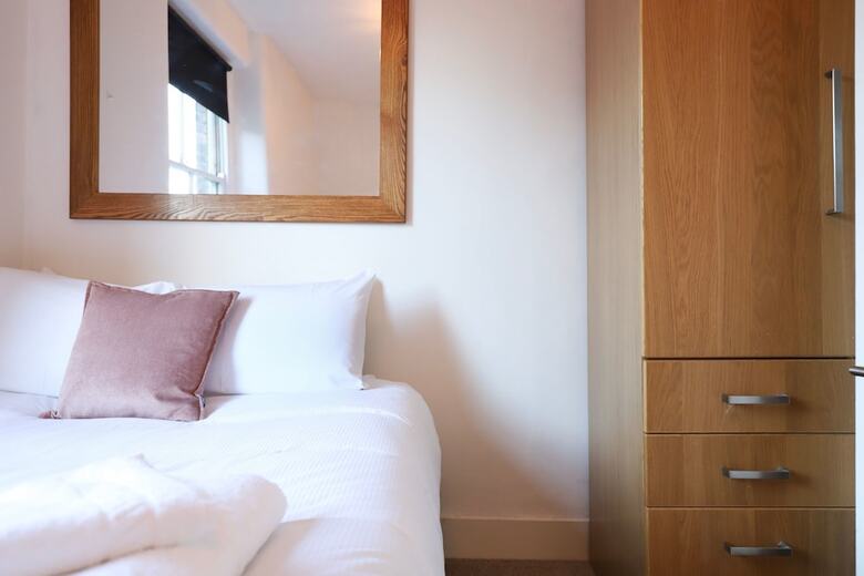 North London Spacious 2 Bedroom Apartment