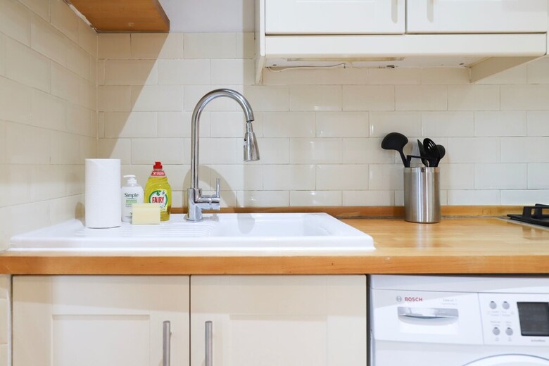 North London Spacious 2 Bedroom Apartment