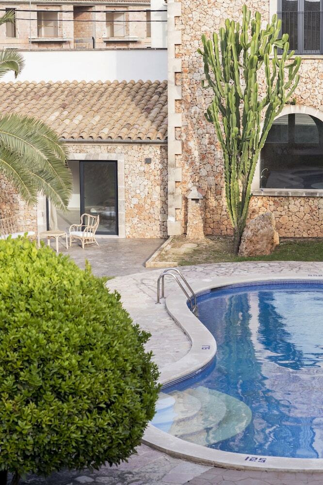 Bed & Breakfast Curolla Petit Hotel