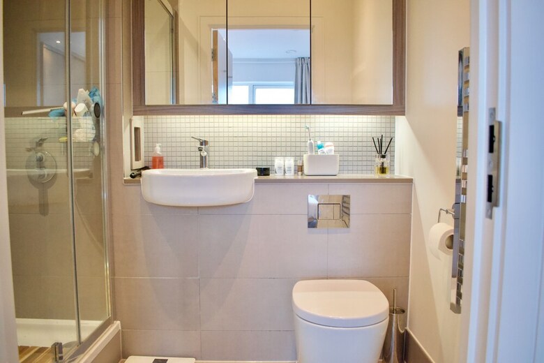 Spacious 3 Bedroom Apartment In Cape Town