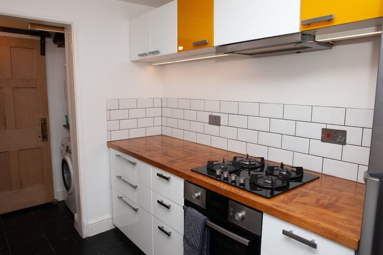 Scandinavian Style 2 Bedroom Apartment