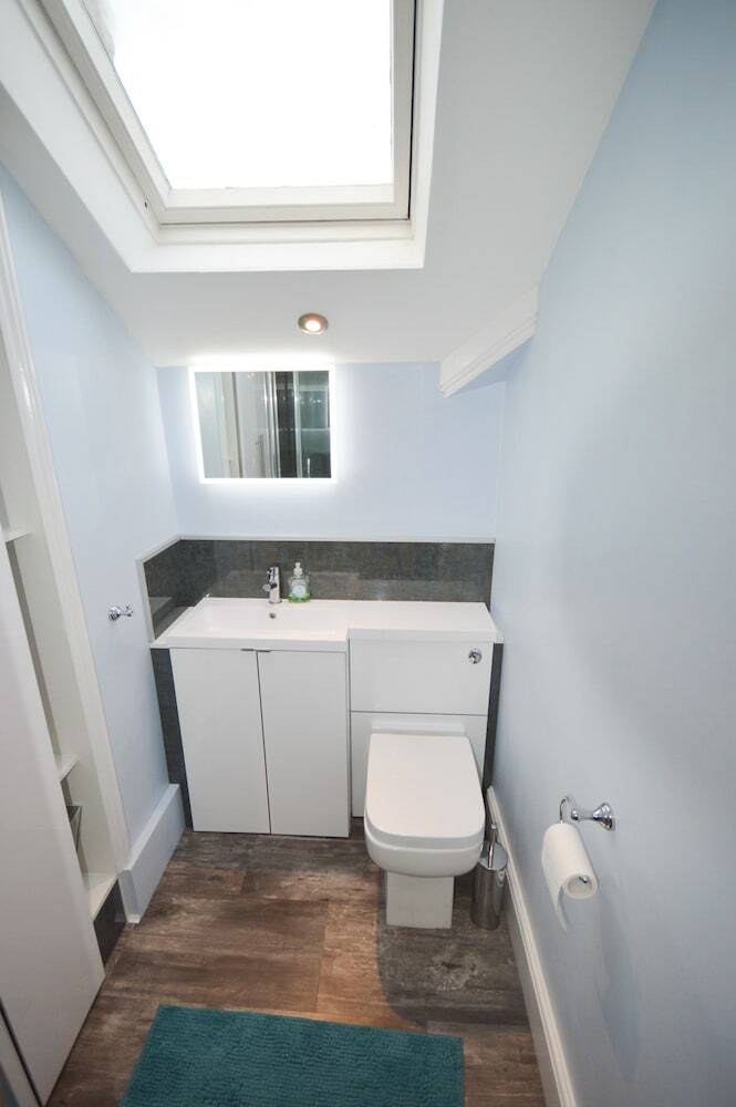 Apartamentos 1 Bedroom Flat In Central Location