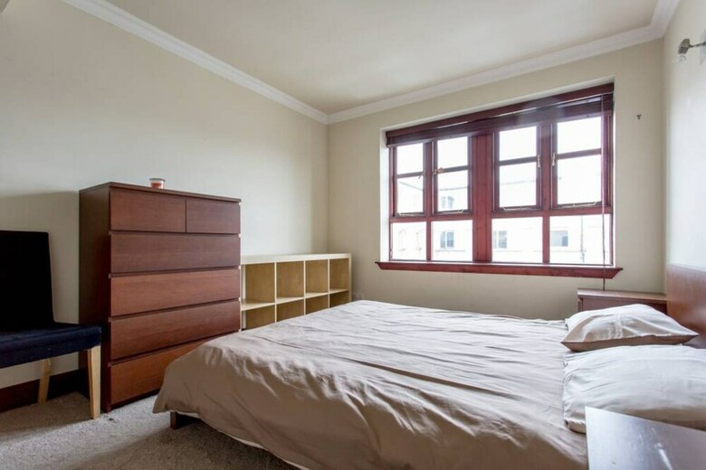 Apartamentos 2 Bedroom Home By Leiths Shore
