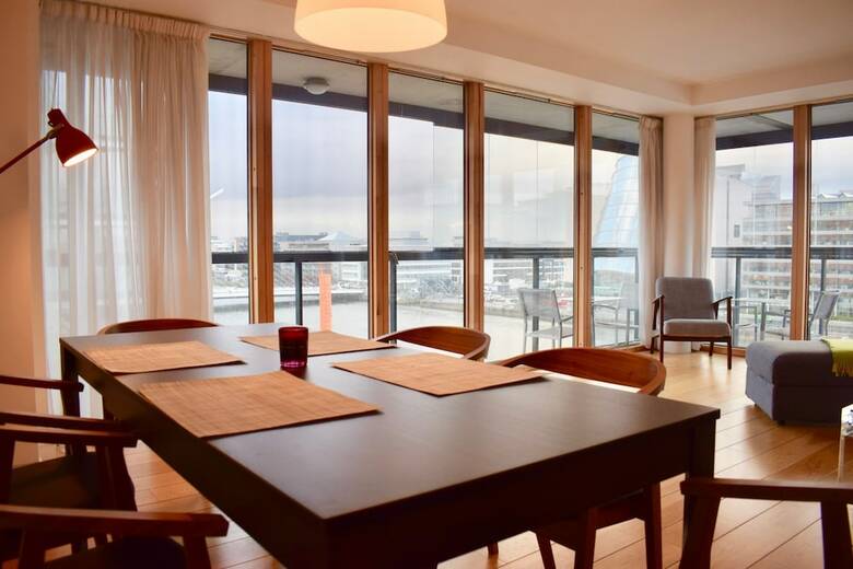 Apartamentos 3 Bed Room Flat In Grand Canal With River Views