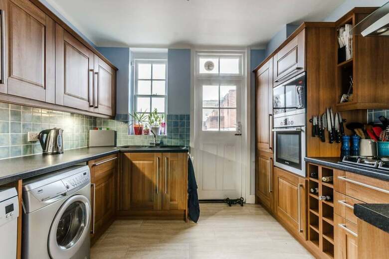 Apartamentos 1 Bedroom Flat Near Shepherd's Bush With Parking