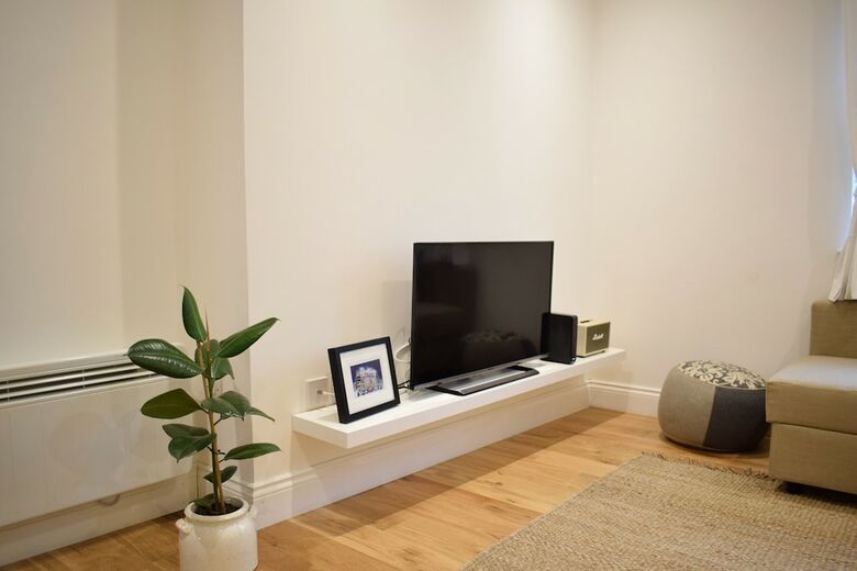 Bright 1 Bedroom Apartment In Wimbledon Park