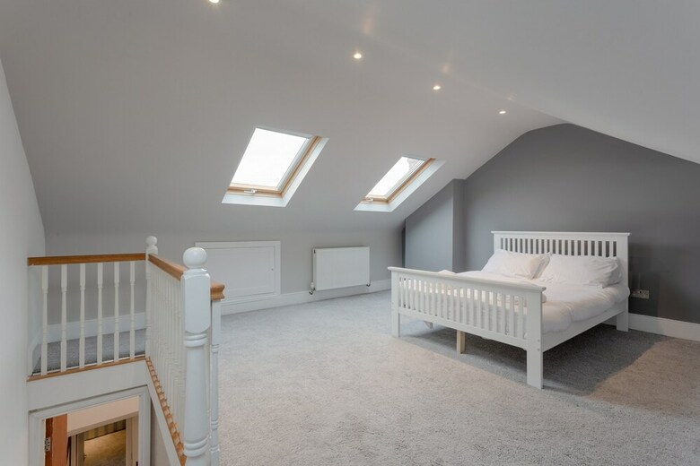 4 Bedroom Victorian House Near Notting Hill