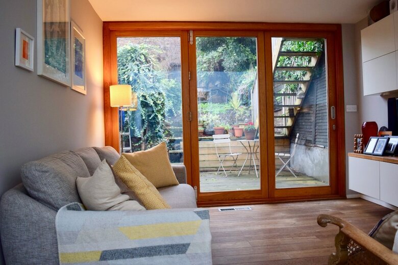1 Bedroom Historic Cottage In Kentish Town