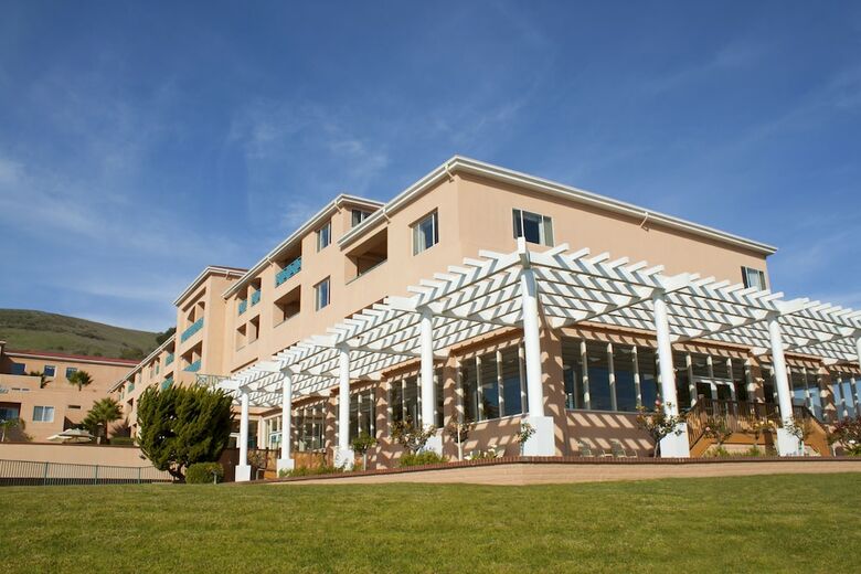 San Luis Bay Inn By Diamond Resorts