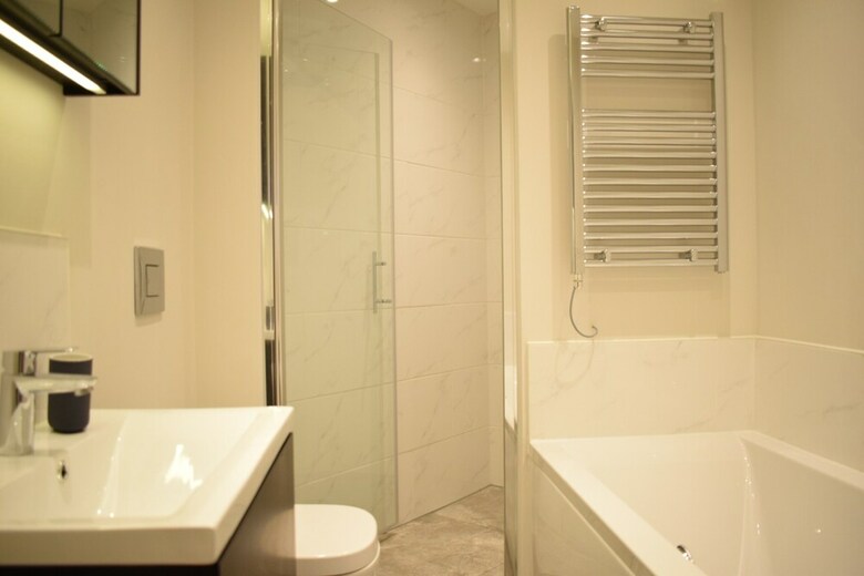 Modern 2 Bedroom Pimlico Apartment