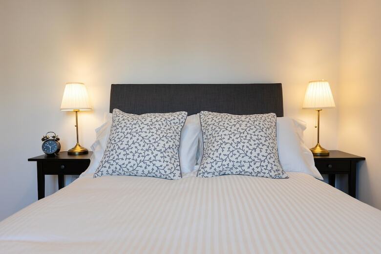 Hotel Stunning-large-central-free Parking