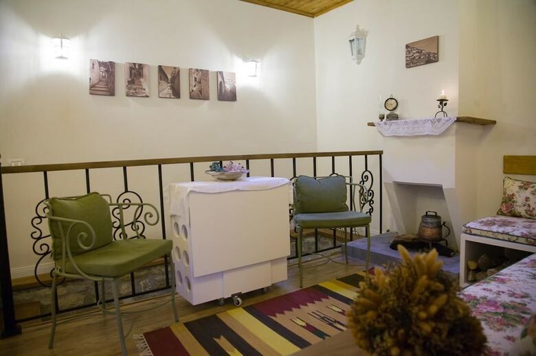 Hotel Villa 4 Bed & Breakfast