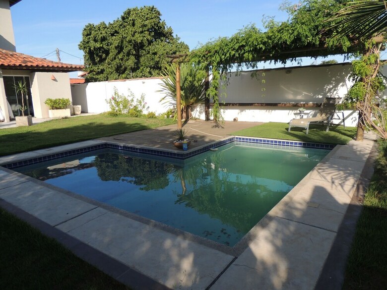 �tima Casa Com Vista Para A Praia de Manguinhos