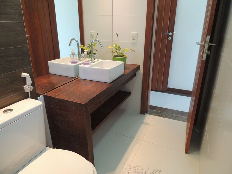 �tima Casa Com Vista Para A Praia de Manguinhos
