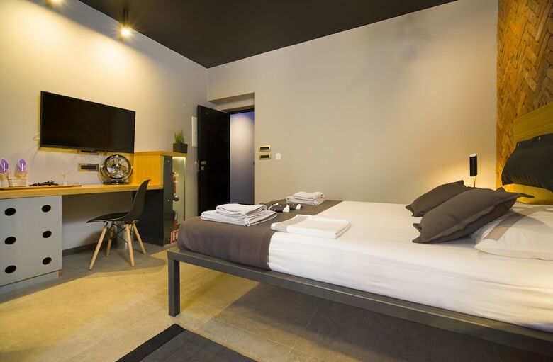 Hotel Split Industrial Design Rooms