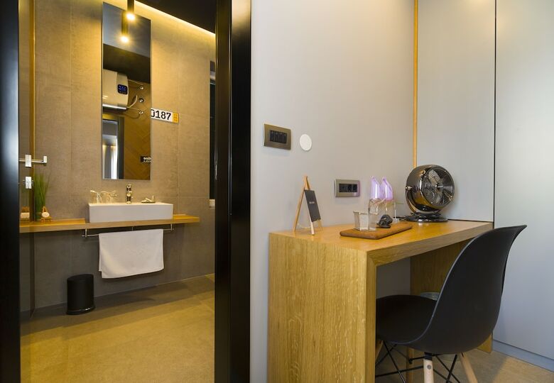 Hotel Split Industrial Design Rooms