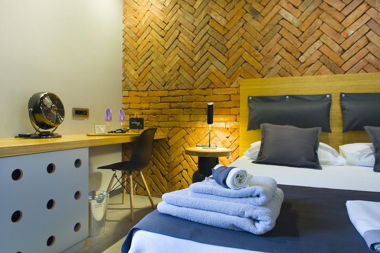 Hotel Split Industrial Design Rooms
