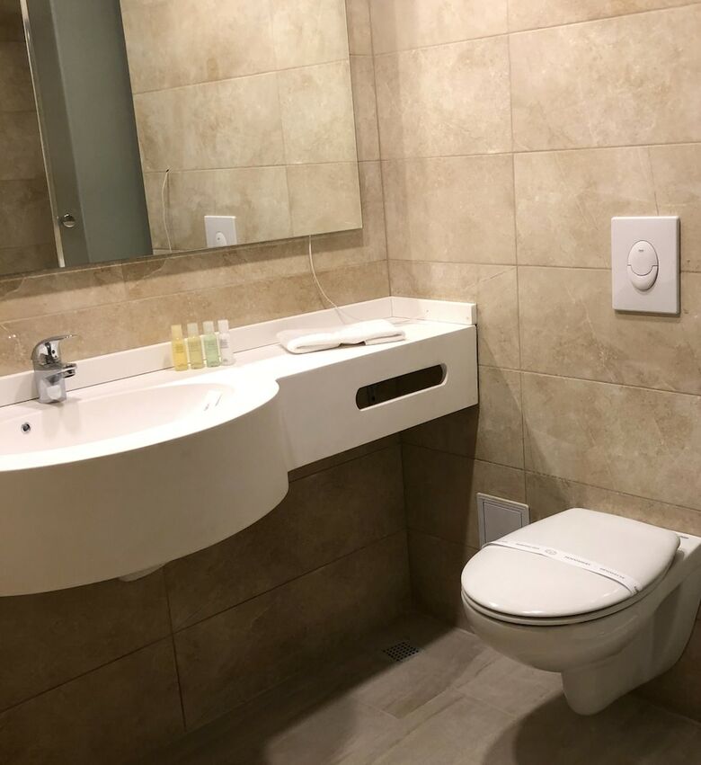 Agora Hotel