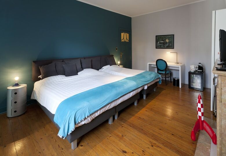 B&B Josaphat Park
