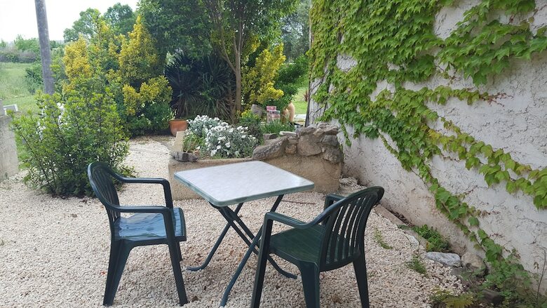 Hotel Aux Oliviers Bulles