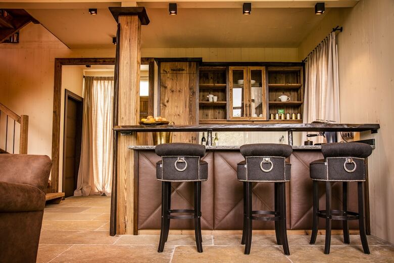 Apartamentos Golden Hill Country Chalets & Suites