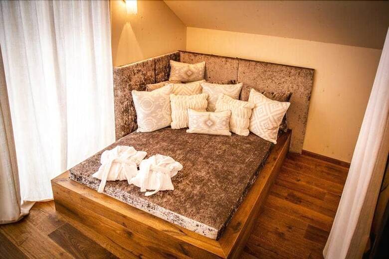 Apartamentos Golden Hill Country Chalets & Suites