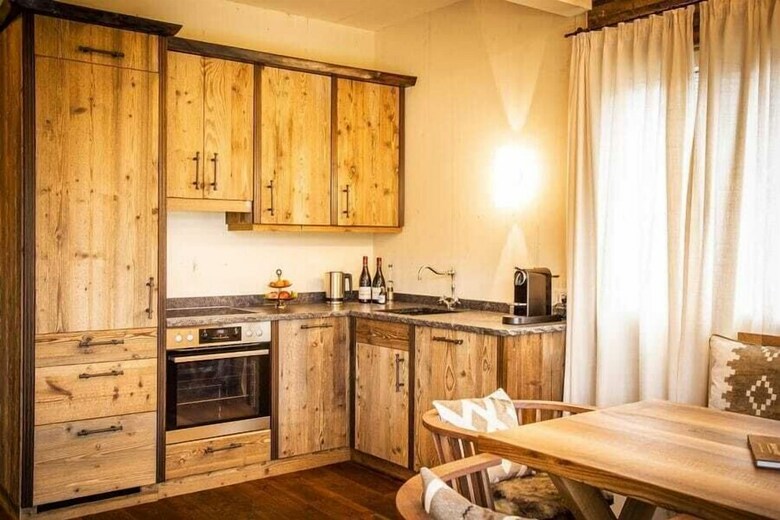 Apartamentos Golden Hill Country Chalets & Suites