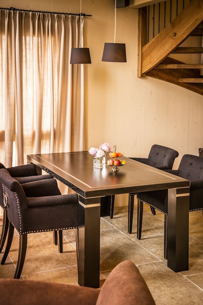 Apartamentos Golden Hill Country Chalets & Suites