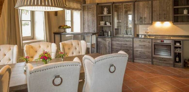 Apartamentos Golden Hill Country Chalets & Suites