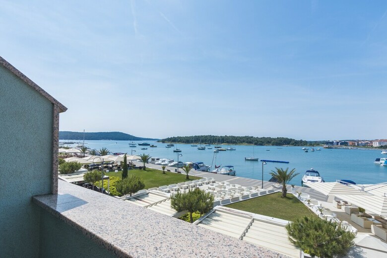 Apartments Riva