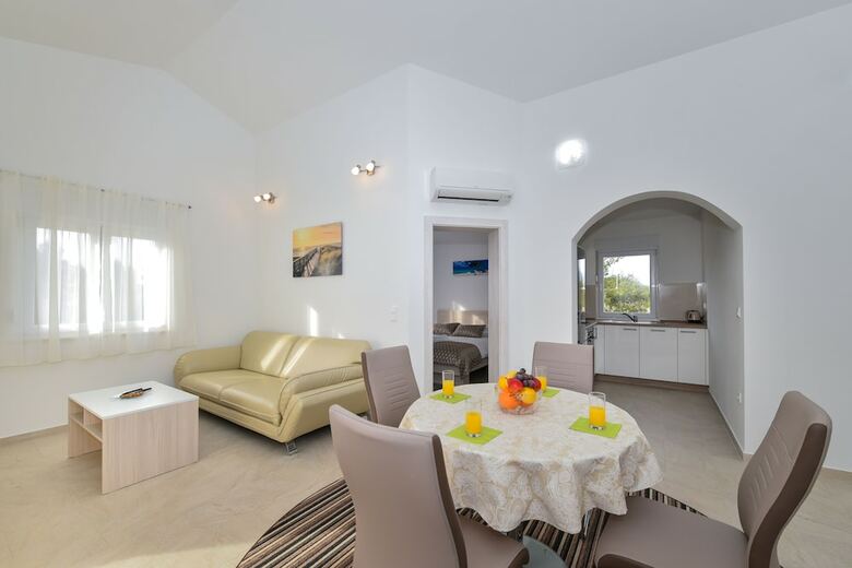 Apartments Ana