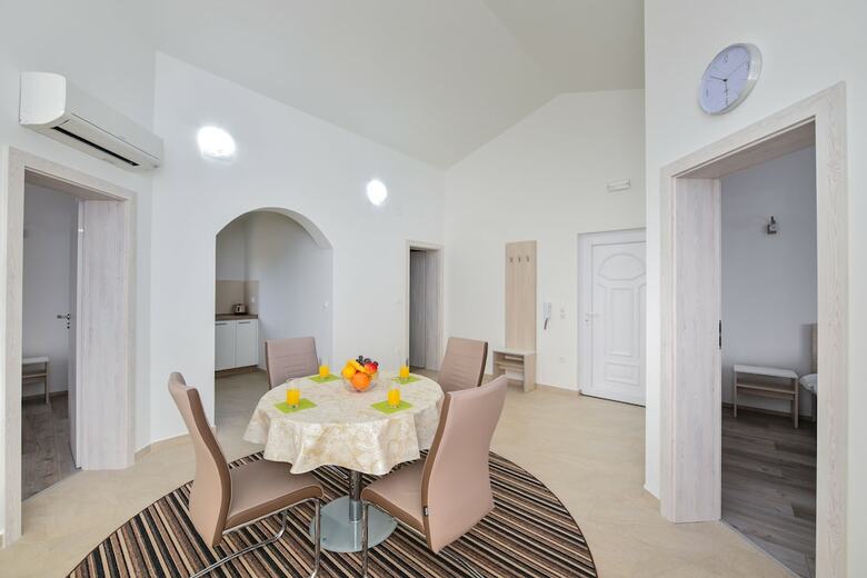 Apartments Ana