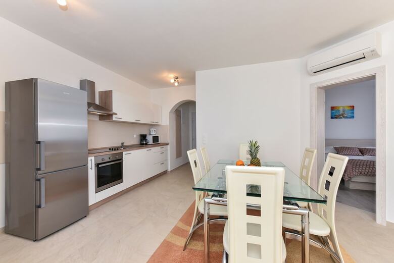 Apartments Ana