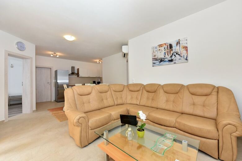 Apartments Ana