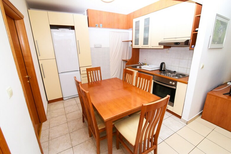 Apartments Mara