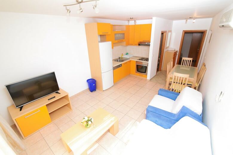 Apartments Mara