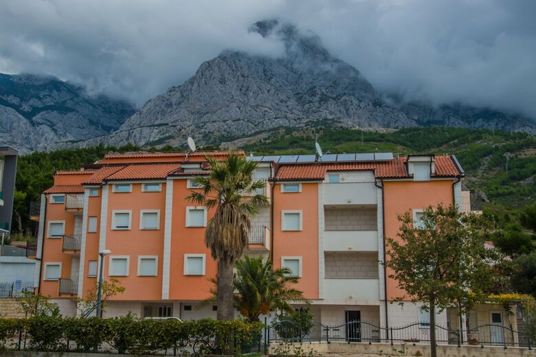 Apartments Nina