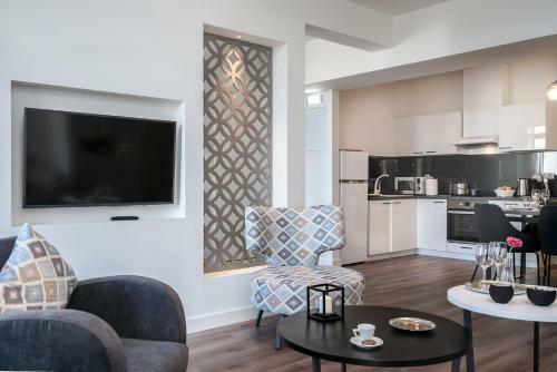 Urban Nest - Suites & Apartments