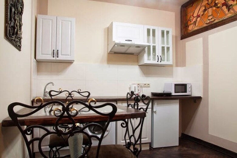 Apartment Virmenska 14