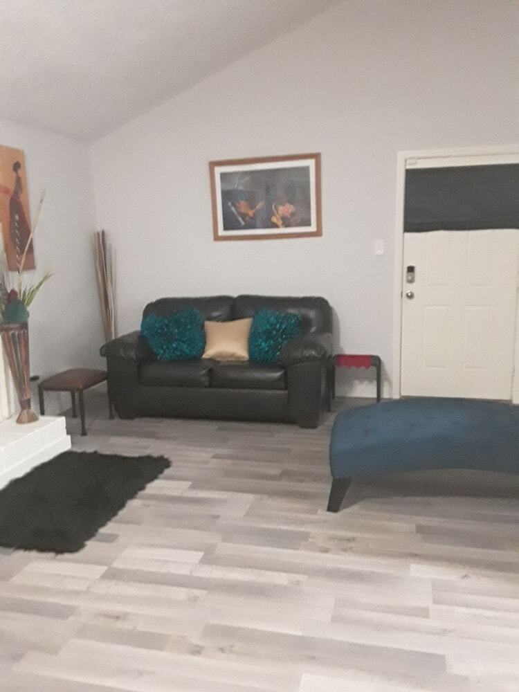 Awesome Home In Katy