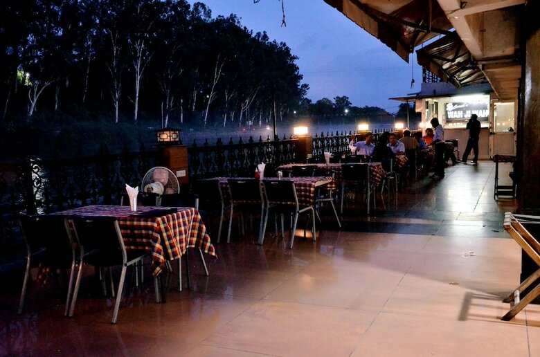 Hotel Coral River Resort