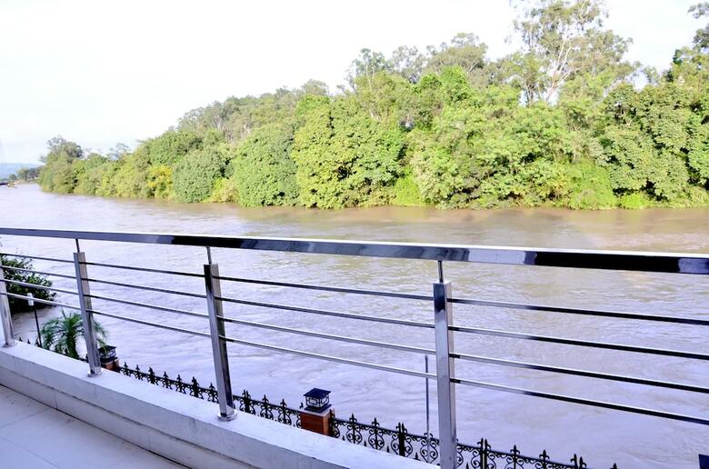 Hotel Coral River Resort