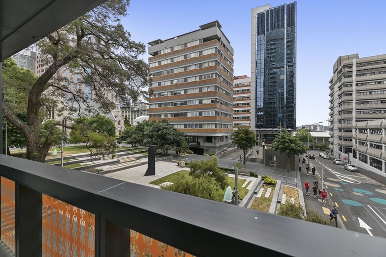 Zodiak's Modern Two Bedroom Apartment