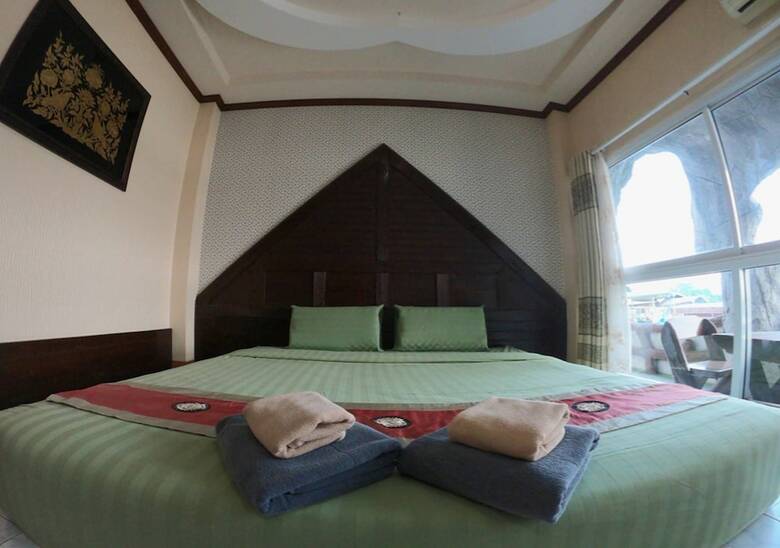 Hotel Suwanna Riverside