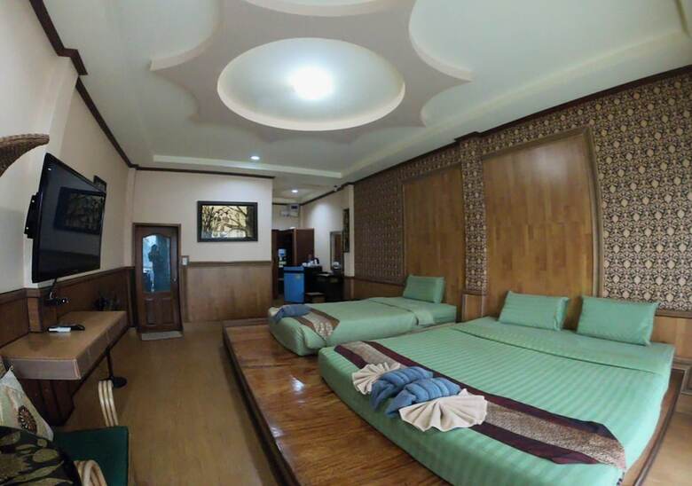 Hotel Suwanna Riverside
