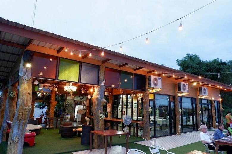 Hotel Suwanna Riverside