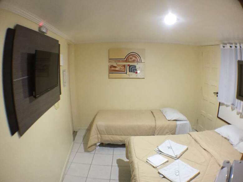 Hostal Pousada Rayer Land