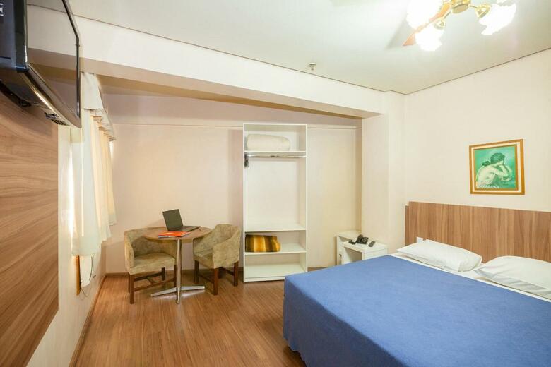 Tri Hotel Poa