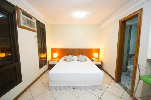 Metropolis Apart Hotel